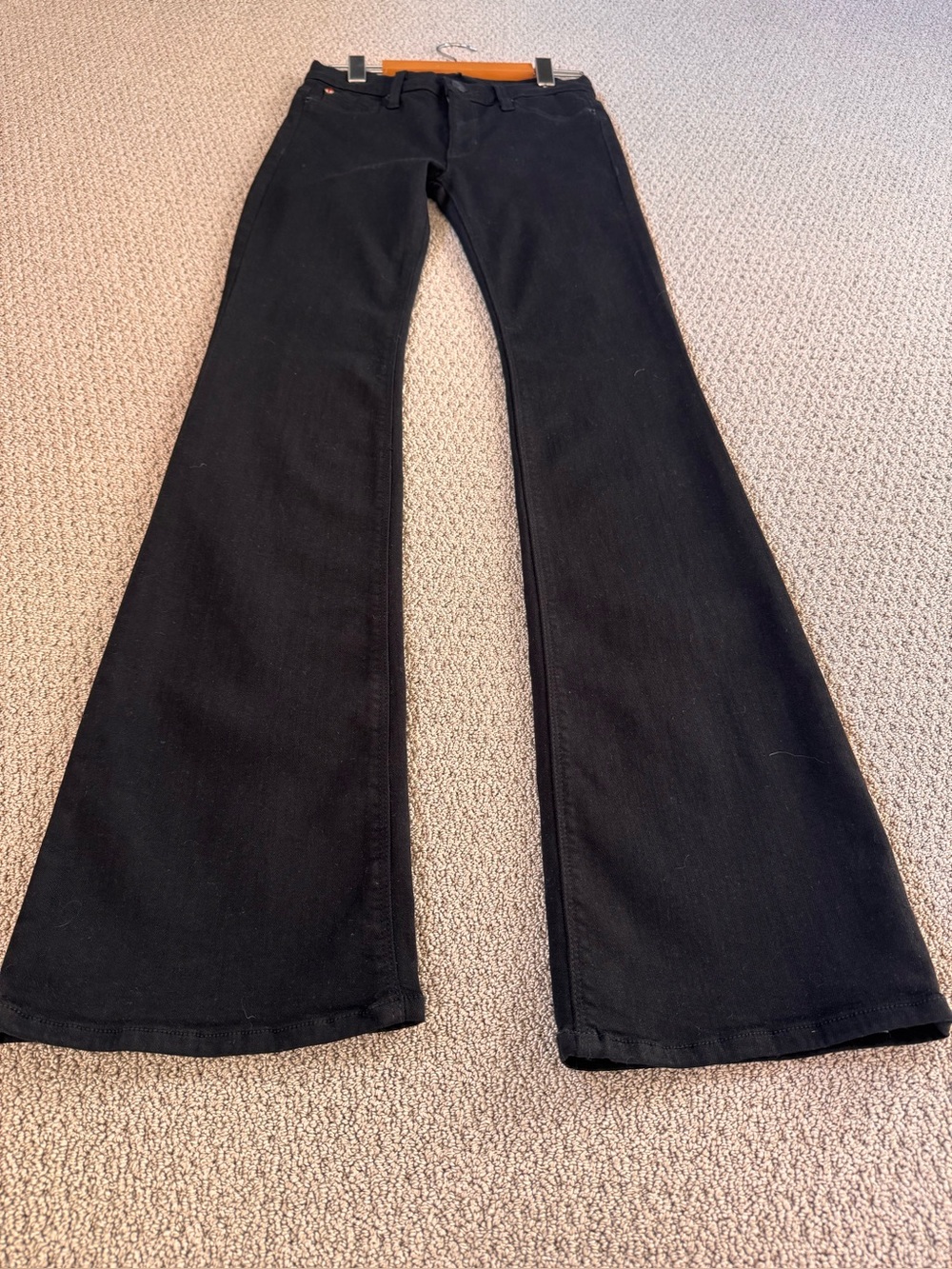 Hudson Jeans Black ‘Love Midrise Bootcut’ in size 26